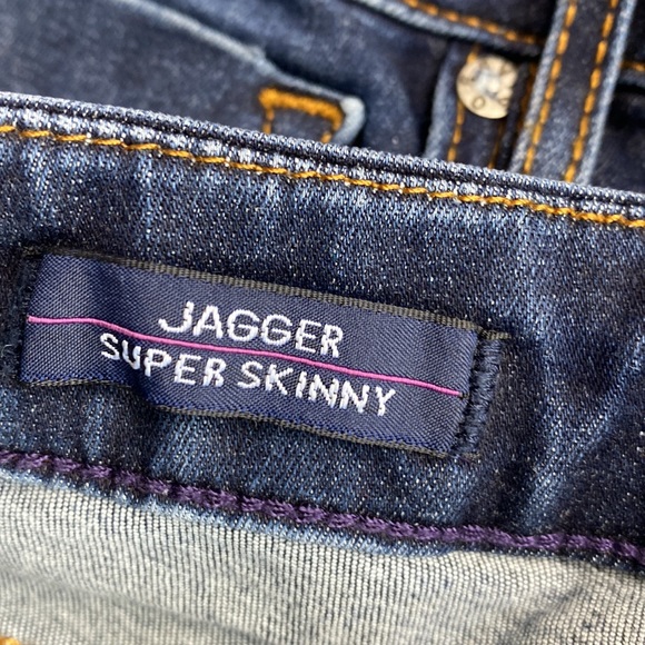 4 pair Bundle Vigross Jagger Super Skinny Distress Jeans, 32x28 - Picture 3 of 15